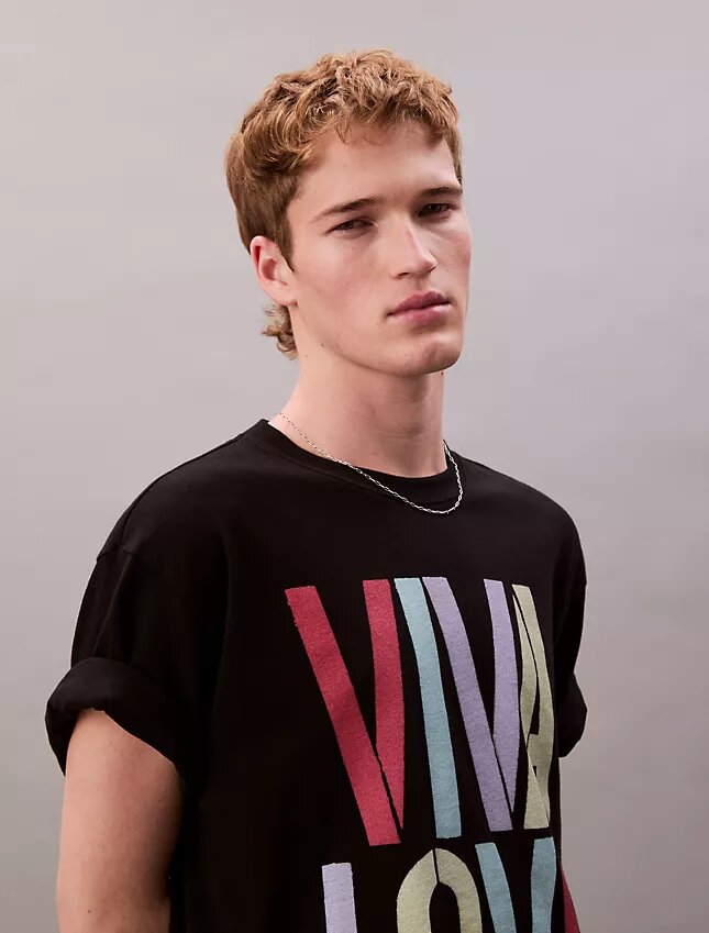 Camiseta holgada «Pride Viva Love» de Marc Hundley Camiseta holgada «Pride Viva Love» de Marc Hundley