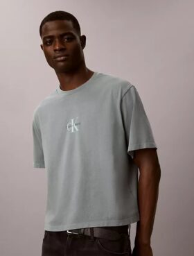 Camiseta Monólogo 90S Fit