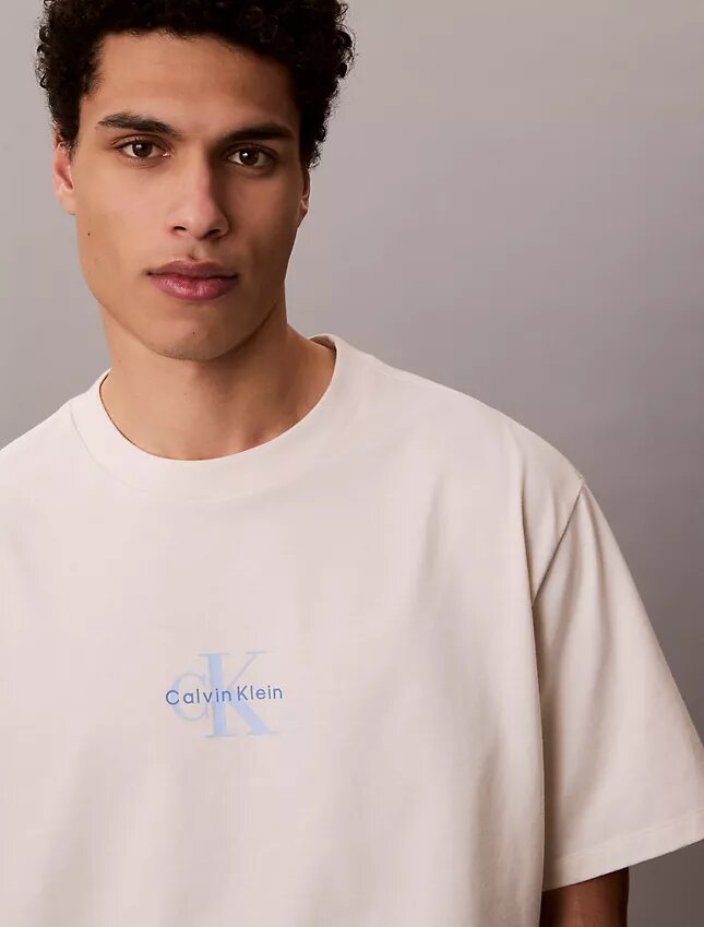 Camiseta Monólogo 90S Fit Camiseta Monólogo 90S Fit