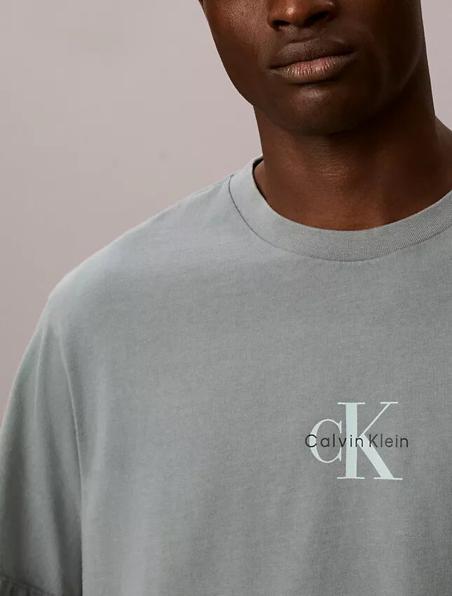 Camiseta Monólogo 90S Fit Camiseta Monólogo 90S Fit