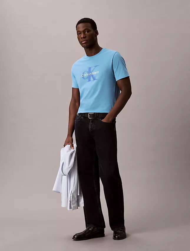 Camiseta Monólogo con efecto de movimiento difuminado Camiseta Monólogo con efecto de movimiento difuminado