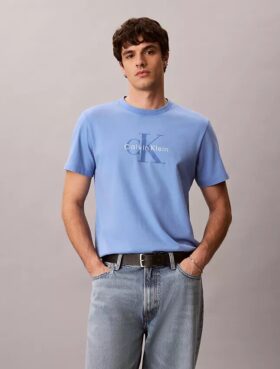 Camiseta Monologo con lavado ácido