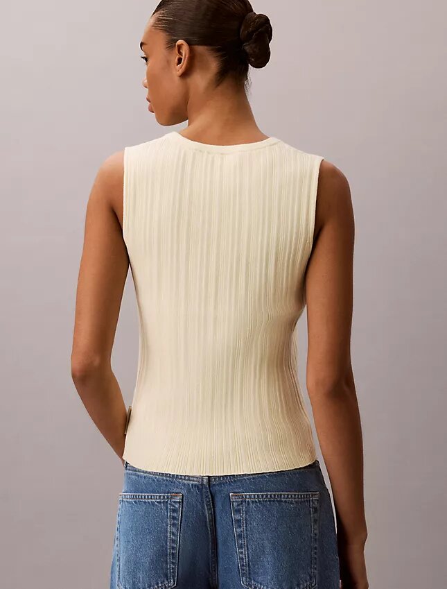 Camiseta sin mangas con cuello en V acanalado Camiseta sin mangas con cuello en V acanalado