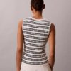 Camiseta sin mangas con cuello en V acanalado Camiseta sin mangas con cuello en V acanalado