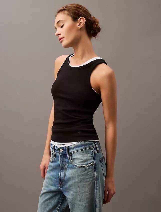 Camiseta sin mangas de algodón con ribete contorneado Camiseta sin mangas de algodón con ribete contorneado
