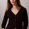 Cardigan entallado de punto elástico fino Monologo Cardigan entallado de punto elástico fino Monologo