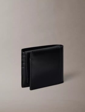 Cartera doble con logotipo en relieve y tarjetero Cartera doble con logotipo en relieve y tarjetero