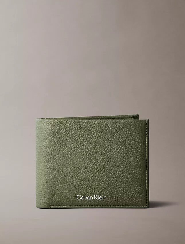 Cartera doble de piel con grano de guijarros y compartimento para monedas Cartera doble de piel con grano de guijarros y compartimento para monedas
