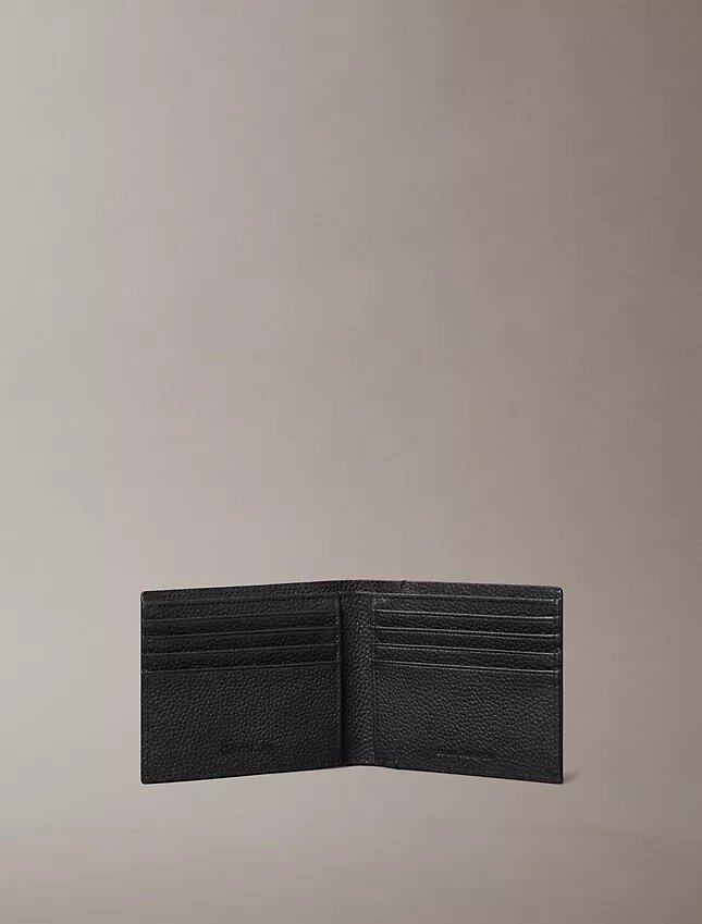 Cartera plegable con logotipo en relieve metalizado Cartera plegable con logotipo en relieve metalizado