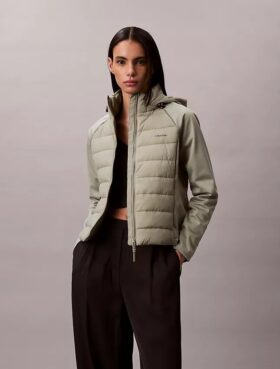 Chaqueta acolchada de materiales mixtos
