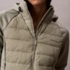 Chaqueta acolchada de materiales mixtos Chaqueta acolchada de materiales mixtos