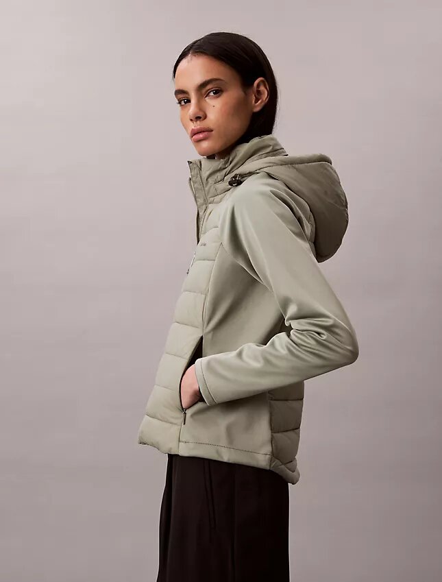 Chaqueta acolchada de materiales mixtos Chaqueta acolchada de materiales mixtos