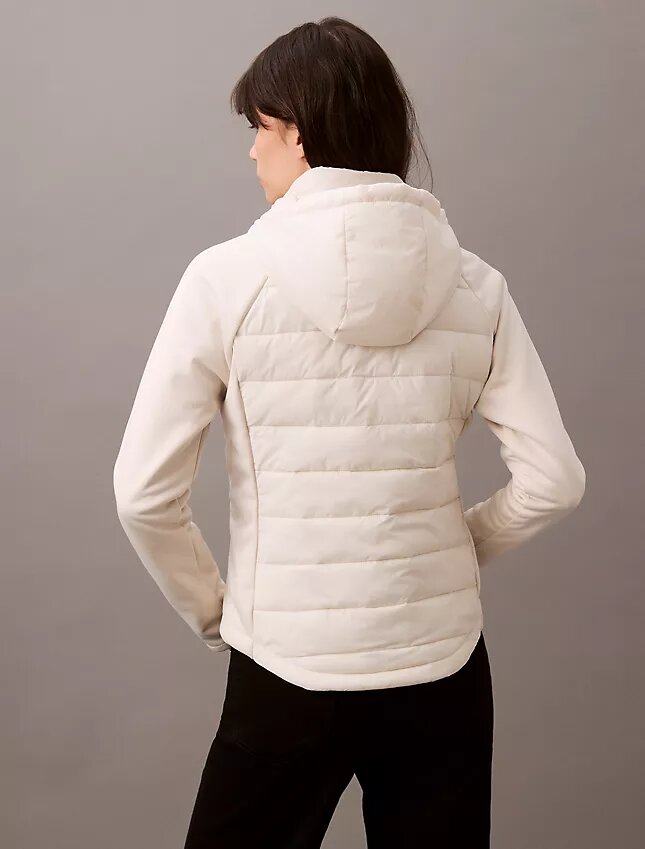 Chaqueta acolchada de materiales mixtos Chaqueta acolchada de materiales mixtos