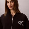 Chaqueta bomber corta y holgada Chaqueta bomber corta y holgada