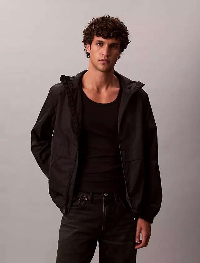 Chaqueta cortavientos con logotipo estampado Chaqueta cortavientos con logotipo estampado