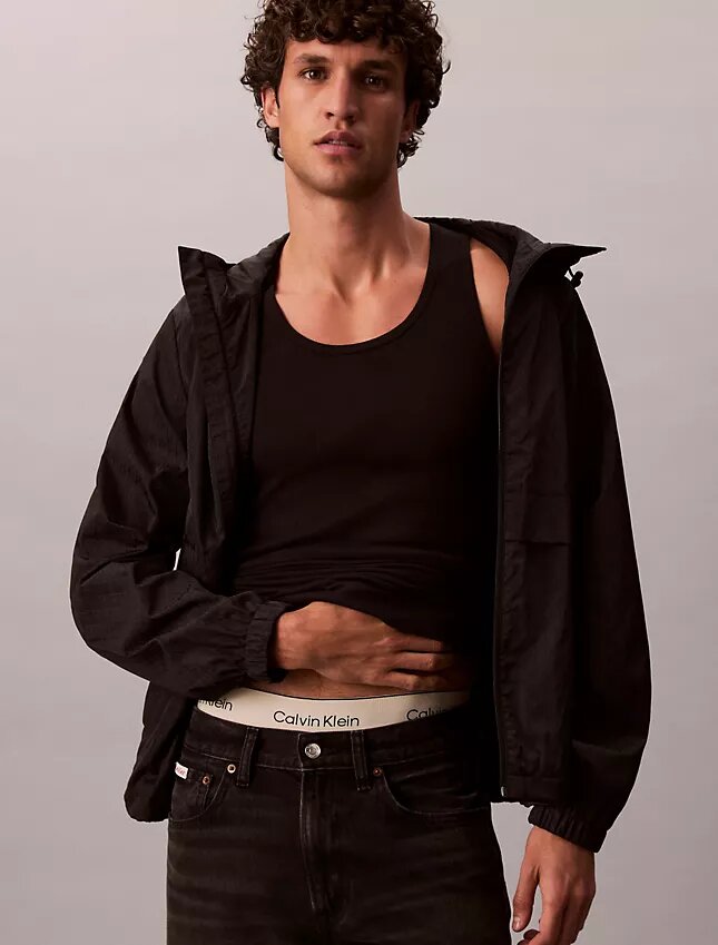 Chaqueta cortavientos con logotipo estampado Chaqueta cortavientos con logotipo estampado