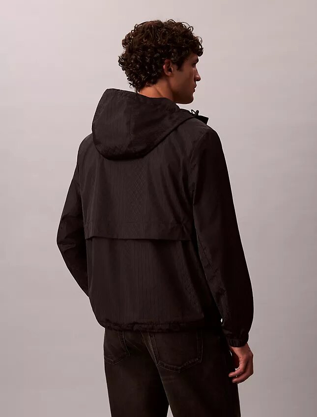 Chaqueta cortavientos con logotipo estampado Chaqueta cortavientos con logotipo estampado