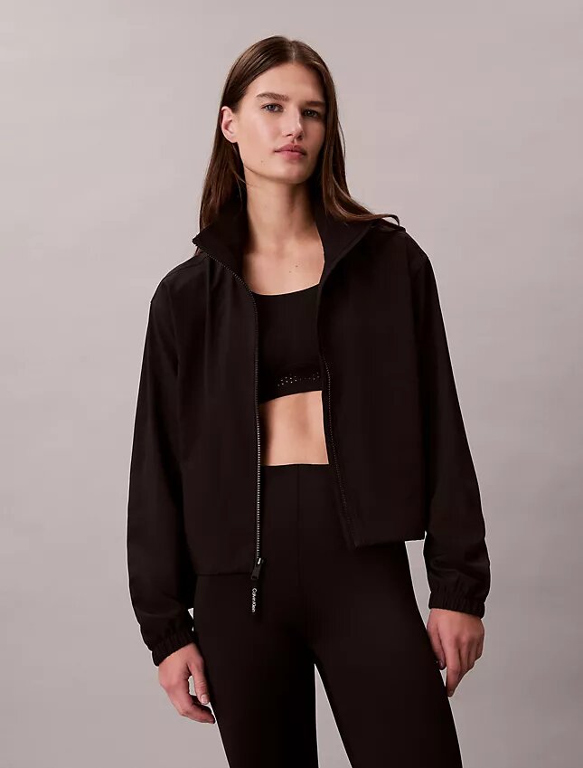 Chaqueta cortavientos deportiva moderna Chaqueta cortavientos deportiva moderna