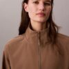 Chaqueta cortavientos deportiva moderna Chaqueta cortavientos deportiva moderna