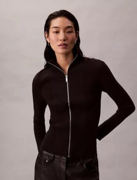 Chaqueta de nylon acanalado con cremallera