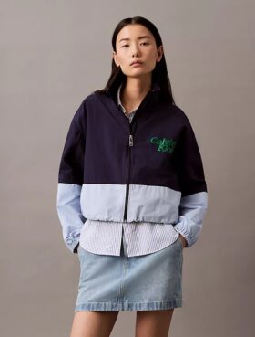 Chaqueta de nylon con cremallera y bloques de color