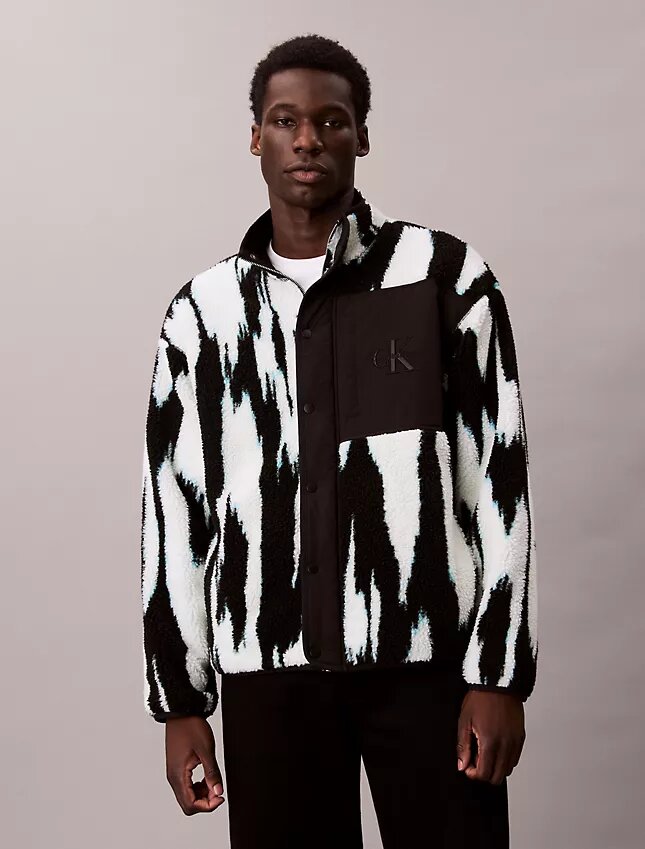 Chaqueta holgada con cuello alto y estampado Sherpa Chaqueta holgada con cuello alto y estampado Sherpa