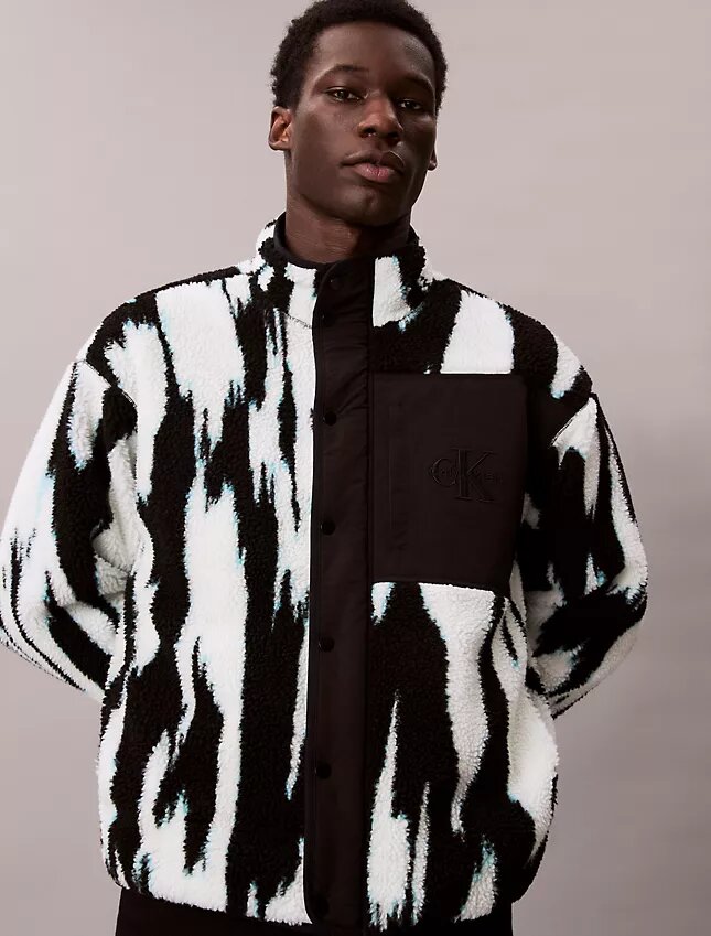 Chaqueta holgada con cuello alto y estampado Sherpa Chaqueta holgada con cuello alto y estampado Sherpa