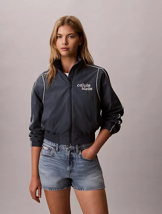 Chaqueta ligera con gráfico del logotipo de 1989 Chaqueta ligera con gráfico del logotipo de 1989