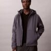 Chaqueta softshell con capucha y cremallera