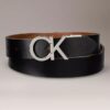 Cinturón reversible con placa con el logotipo Monogram Cinturón reversible con placa con el logotipo Monogram