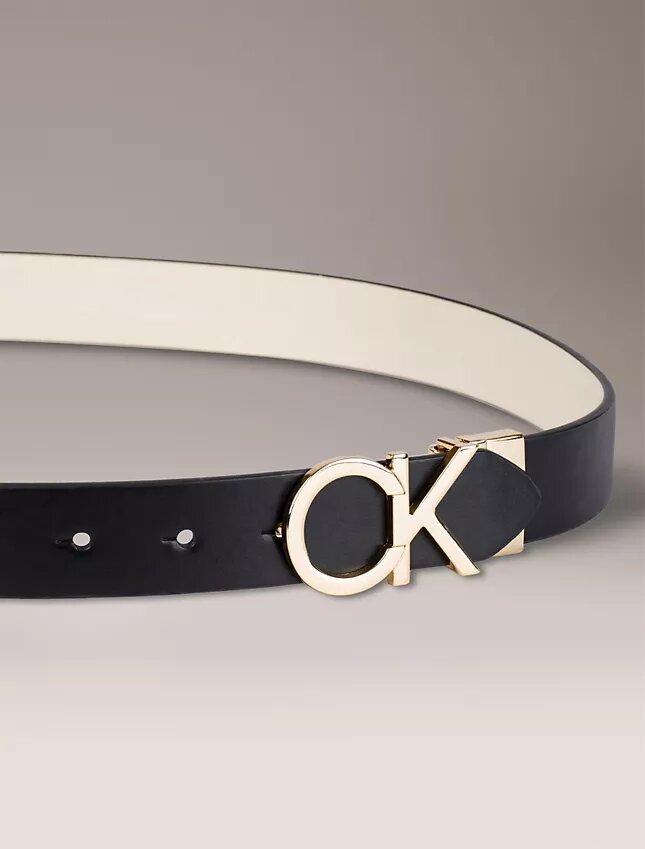 Cinturón reversible con placa con el logotipo Monogram Cinturón reversible con placa con el logotipo Monogram