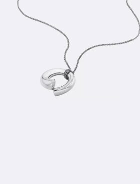 Collar con colgante redondo escultural Collar con colgante redondo escultural