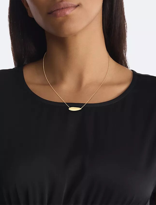 Collar de contorno escultural Collar de contorno escultural