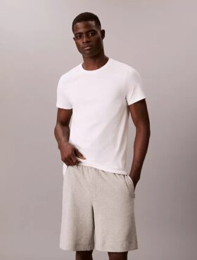 Cotton Classics, paquete de 3 camisetas de cuello redondo de corte clásico Cotton Classics, paquete de 3 camisetas de cuello redondo de corte clásico