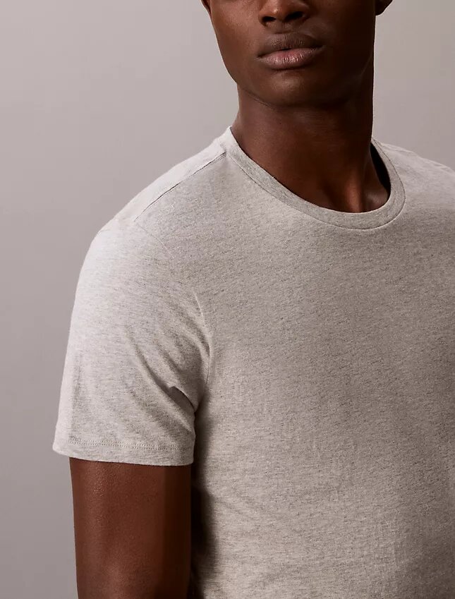 Cotton Classics, paquete de 3 camisetas de cuello redondo de corte clásico Cotton Classics, paquete de 3 camisetas de cuello redondo de corte clásico