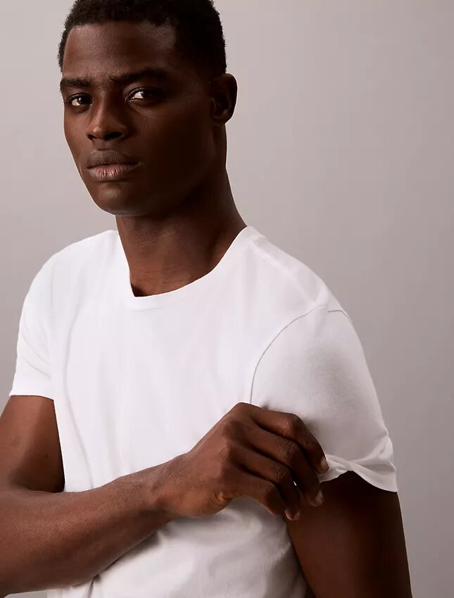 Cotton Classics, paquete de 3 camisetas de cuello redondo de corte clásico Cotton Classics, paquete de 3 camisetas de cuello redondo de corte clásico