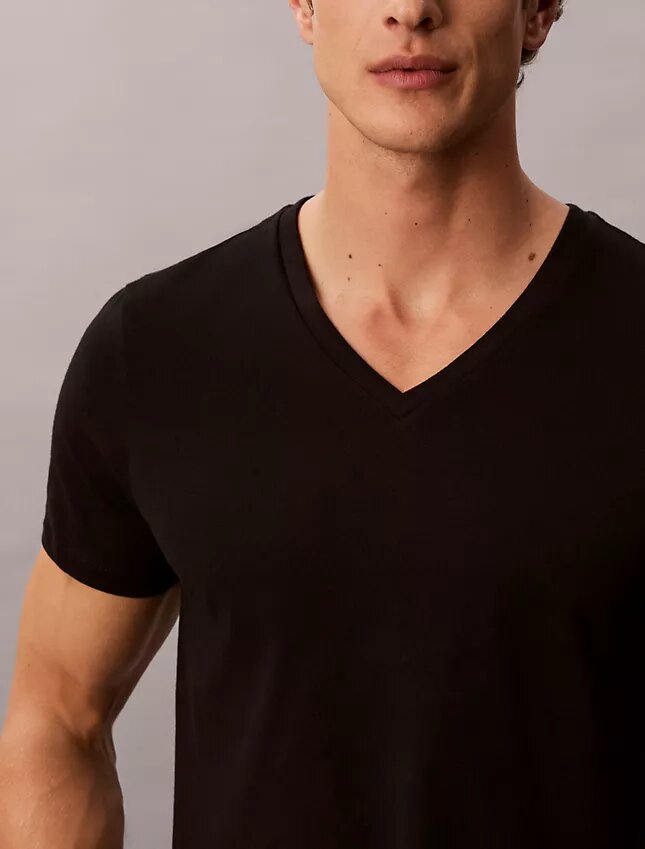 Cotton Classics, paquete de 5 camisetas de cuello en V de corte clásico Cotton Classics, paquete de 5 camisetas de cuello en V de corte clásico
