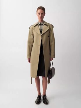 Gabardina Jones Gabardina Jones