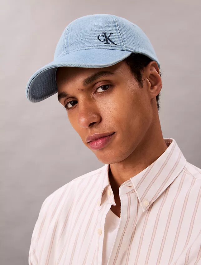 Gorra de béisbol de Denim lavada con logotipo bordado Gorra de béisbol de Denim lavada con logotipo bordado