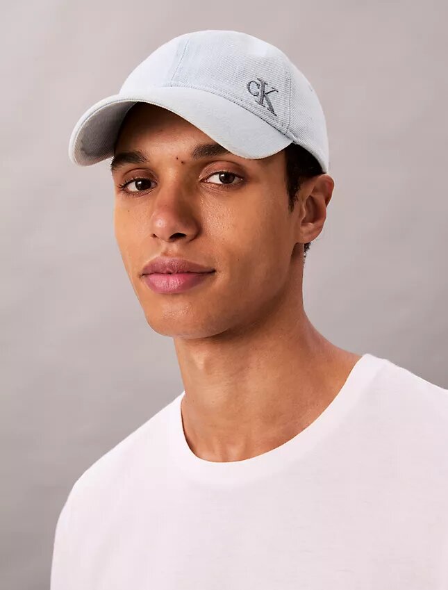 Gorra de béisbol de Denim lavada con logotipo bordado Gorra de béisbol de Denim lavada con logotipo bordado