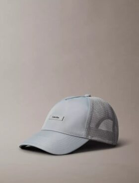Gorra de béisbol tipo trucker con logotipo estándar