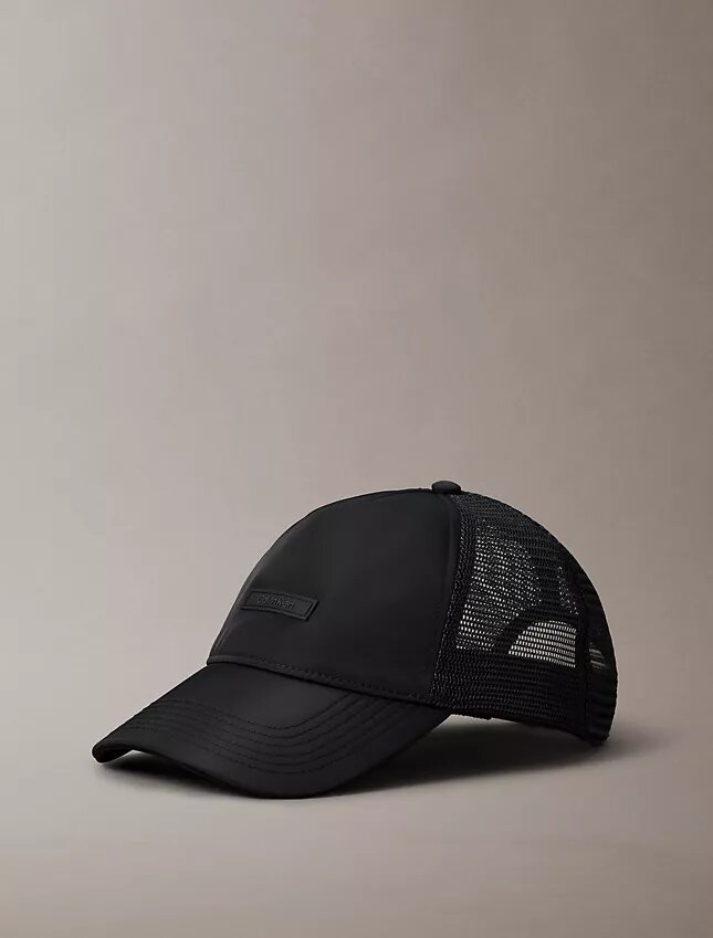 Gorra de béisbol tipo trucker con logotipo estándar Gorra de béisbol tipo trucker con logotipo estándar