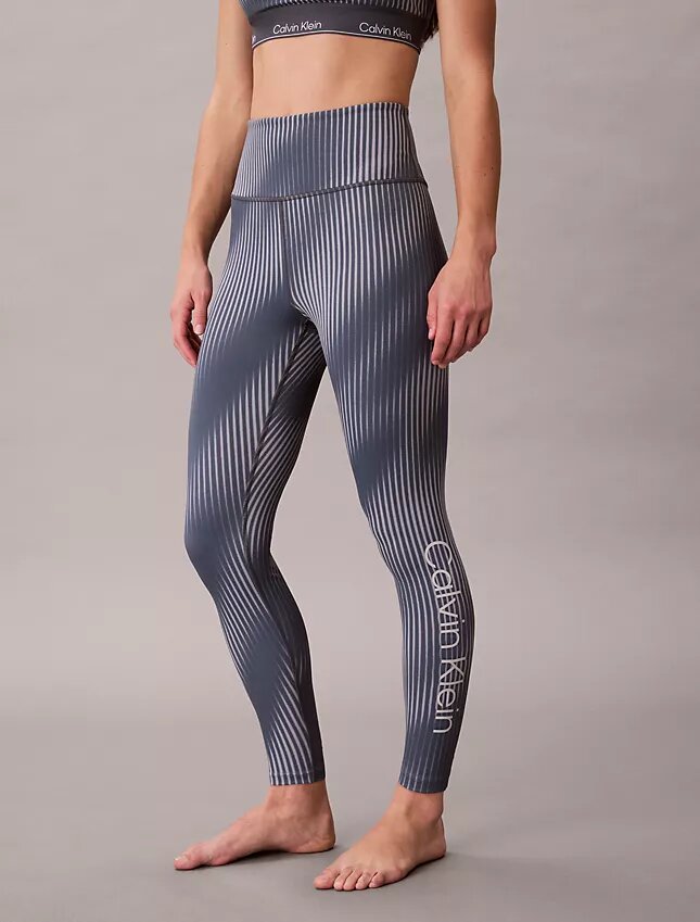 Leggings de talle alto y largo 7/8 con estampado deportivo moderno Leggings de talle alto y largo 7/8 con estampado deportivo moderno