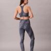 Leggings de talle alto y largo 7/8 con estampado deportivo moderno Leggings de talle alto y largo 7/8 con estampado deportivo moderno