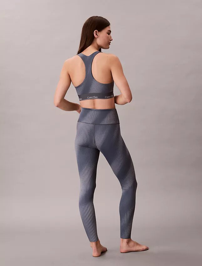 Leggings de talle alto y largo 7/8 con estampado deportivo moderno Leggings de talle alto y largo 7/8 con estampado deportivo moderno
