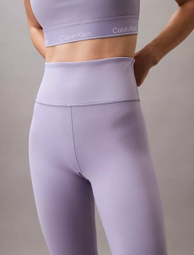 Leggings deportivos modernos de talle alto y largo 7/8 Leggings deportivos modernos de talle alto y largo 7/8