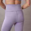 Leggings deportivos modernos de talle alto y largo 7/8 Leggings deportivos modernos de talle alto y largo 7/8