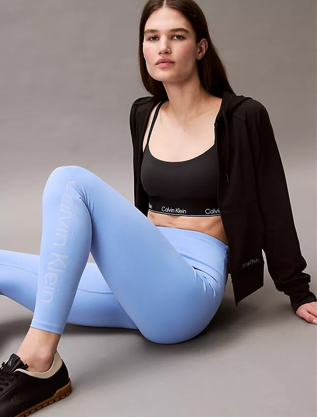 Leggings deportivos modernos de talle alto y largo 7/8 Leggings deportivos modernos de talle alto y largo 7/8