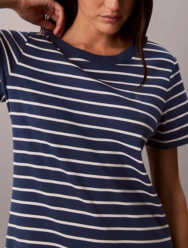 Mini vestido camiseta con Monogram Mini vestido camiseta con Monogram