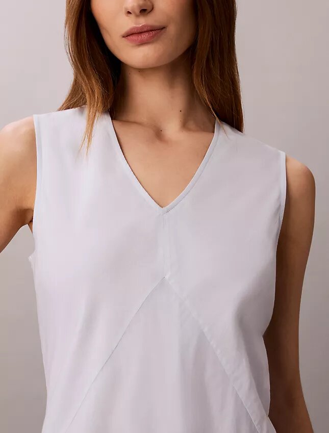 Mini vestido de mezcla de algodón con cuello en V Mini vestido de mezcla de algodón con cuello en V